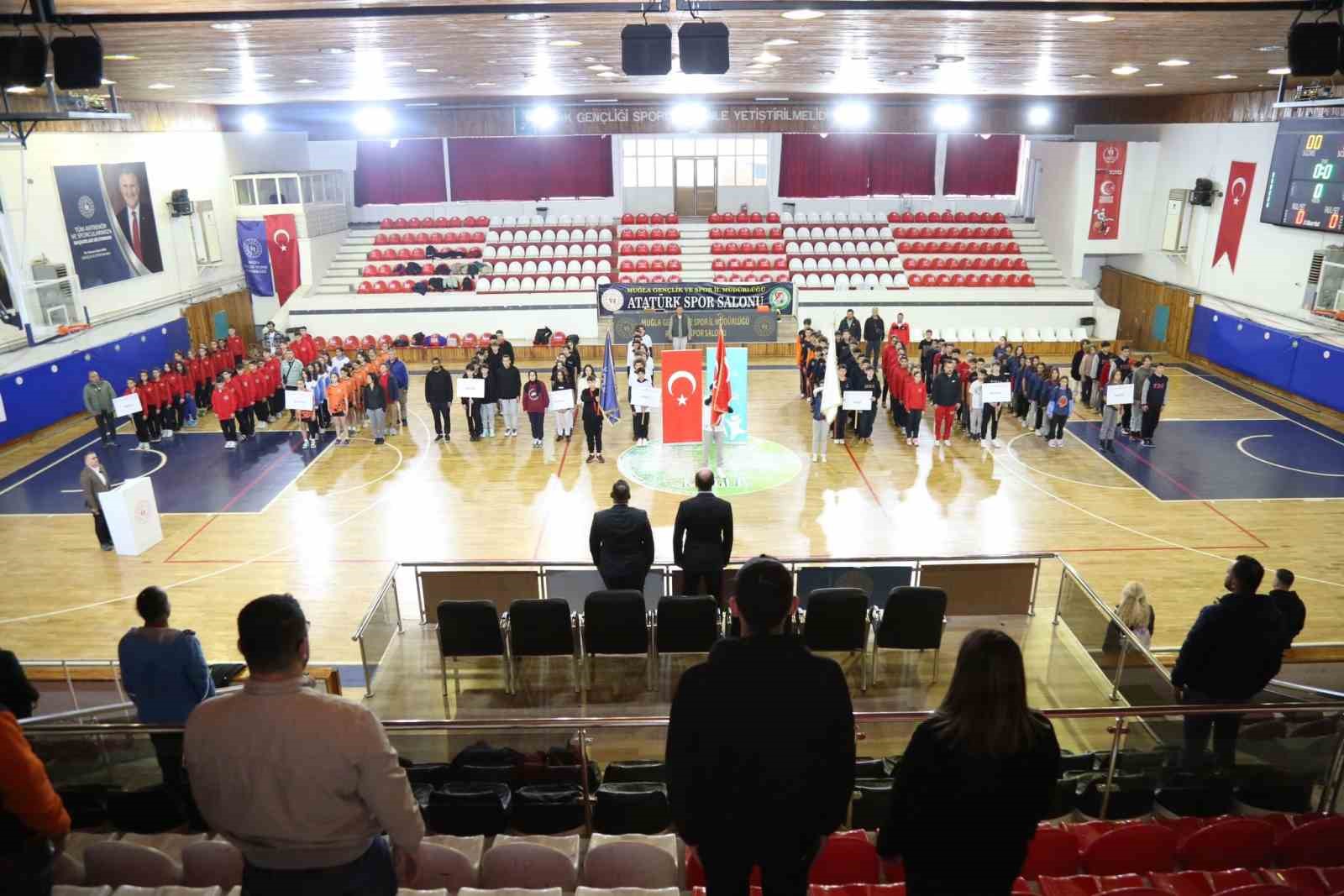 Okul sporları basketbol yıldızlar grup birinciliği Muğla’da başladı