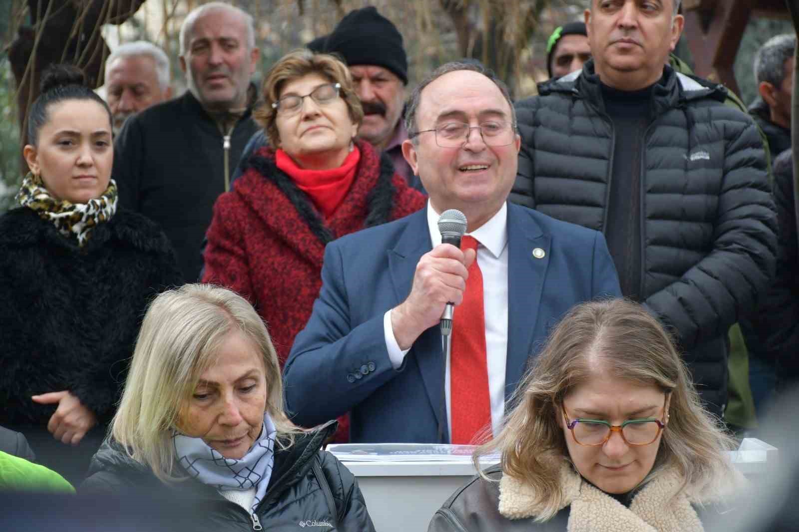 Artvin’de CHP’den aday gösterilmeyen belediye başkanı partisinden istifa etti
