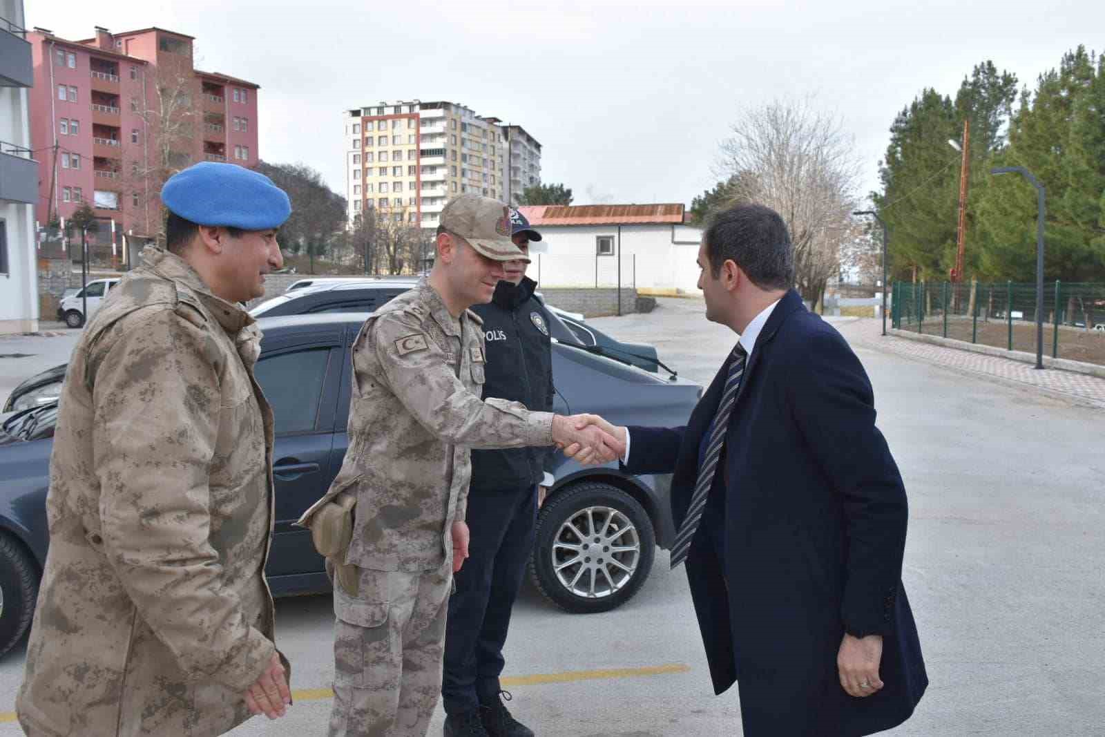 Sason Kaymakamı, güvenlik korucularını dinledi