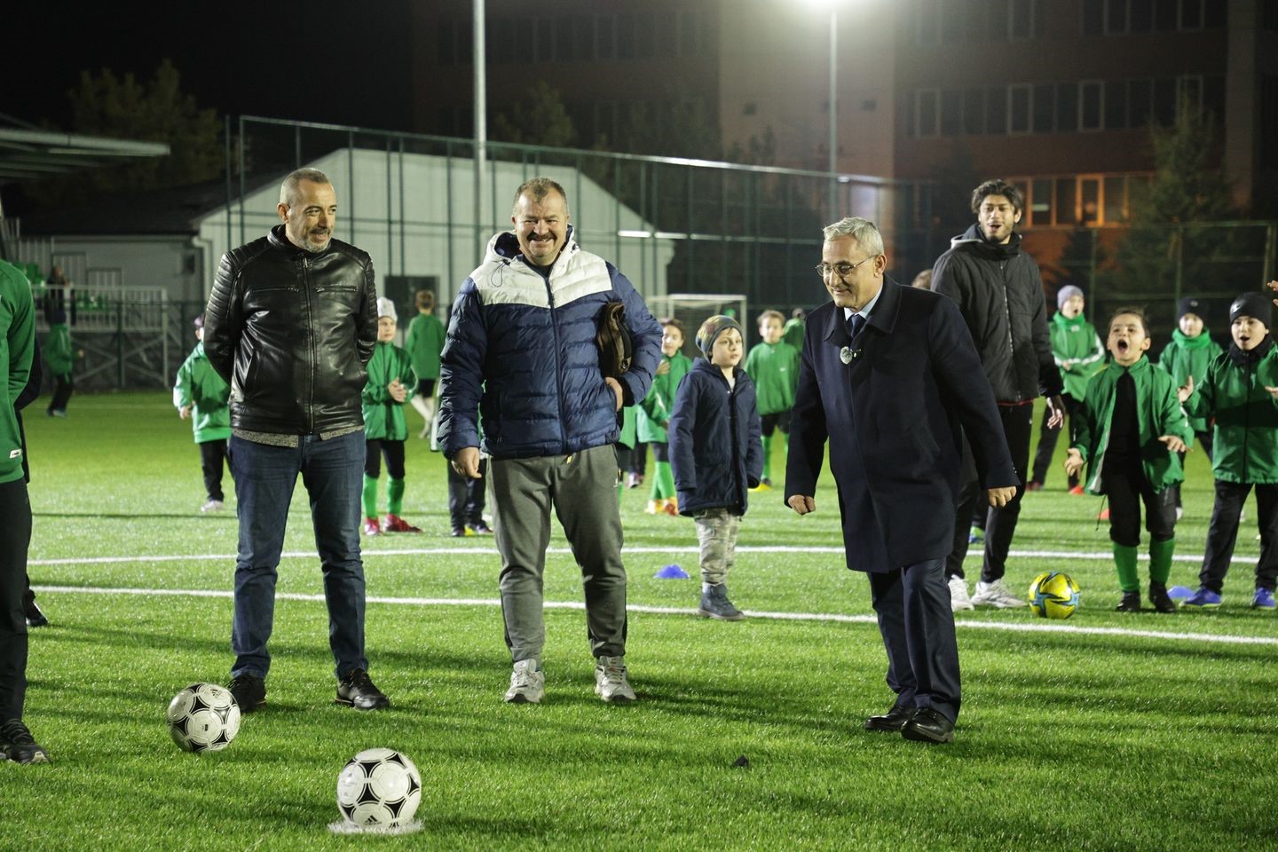 Başkan Işık, K&uuml;tahya Yeşilay Spor Kul&uuml;b&uuml;&rsquo;n&uuml; ziyaret etti
