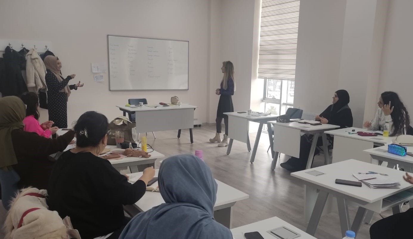 Fatih Kültür ve Sanat Merkezi’nde işaret dili eğitimi
