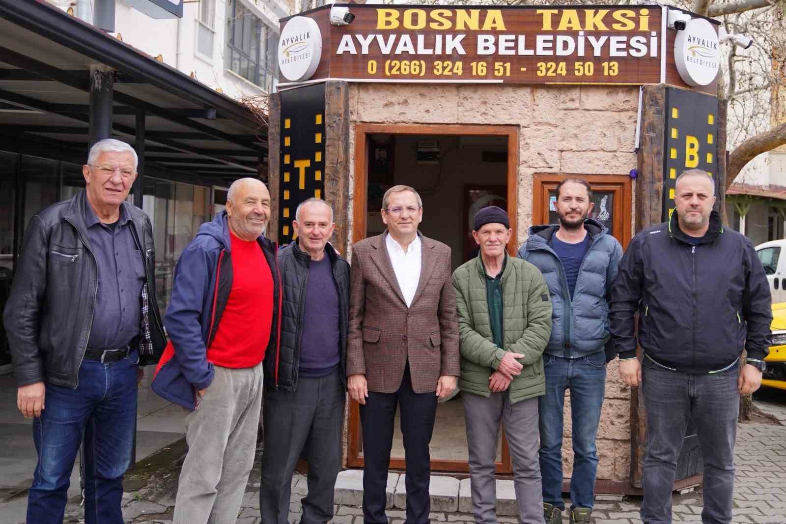 Ayvalık Başkan Ergin&rsquo;i bağrına basıyor
