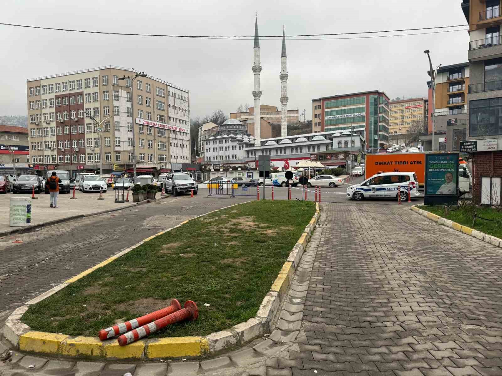 &Ccedil;evre yolu bağlantısında &ccedil;alışmalar s&uuml;r&uuml;yor
