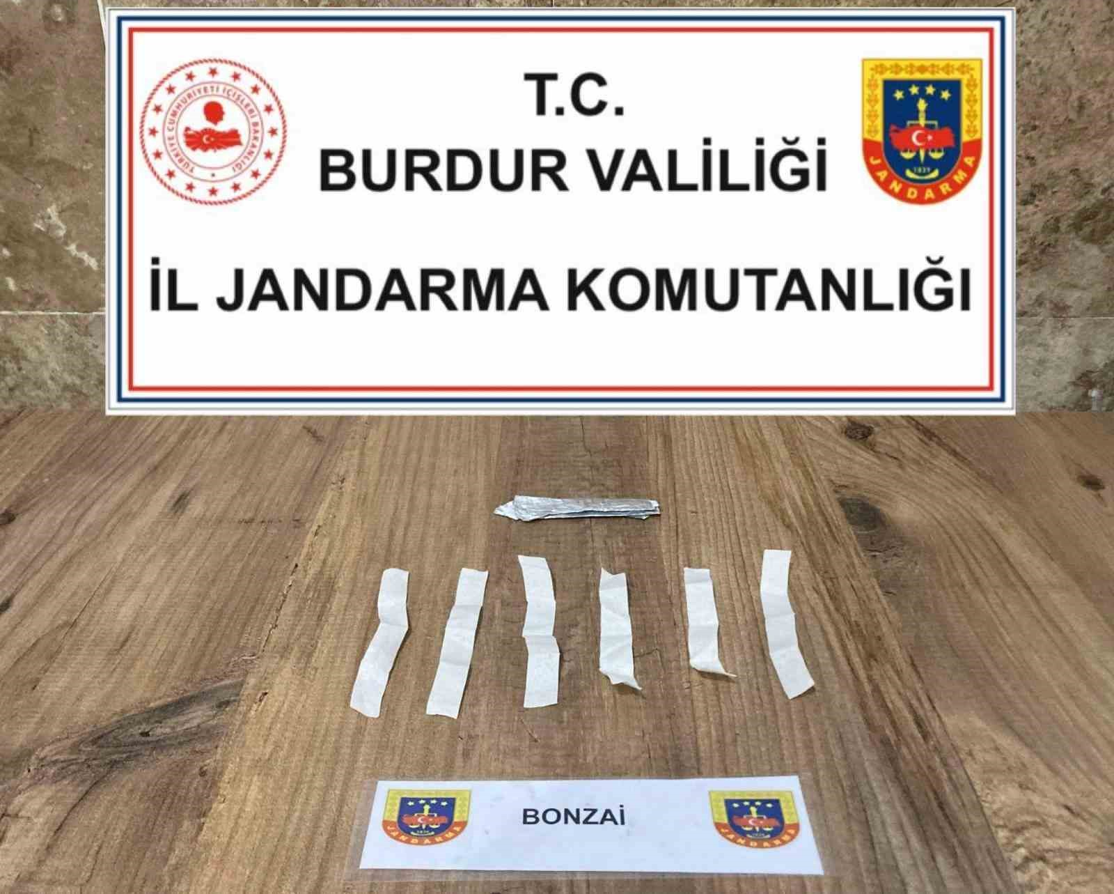 Burdur’da kaçakçılık ve uyuşturucu operasyonunda 2 şüpheli tutuklandı