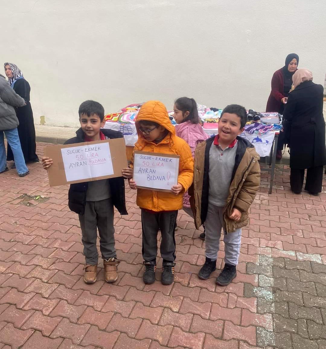 Lösemili öğrenci için düzenlenen yardım kampanyası için ilçe seferber oldu