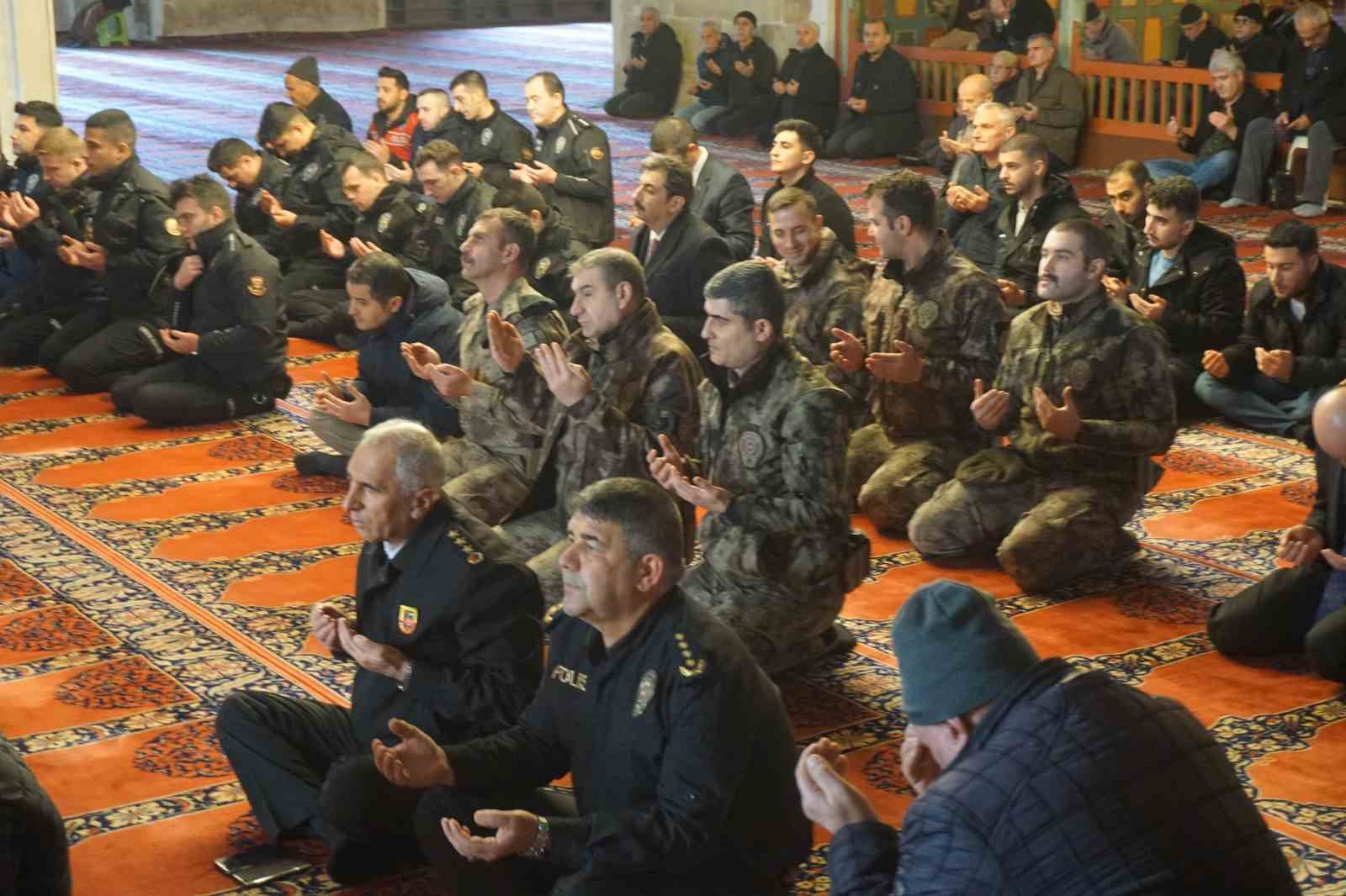 Edirne Emniyet Müdürü Karaburun’un annesi için mevlit okutuldu