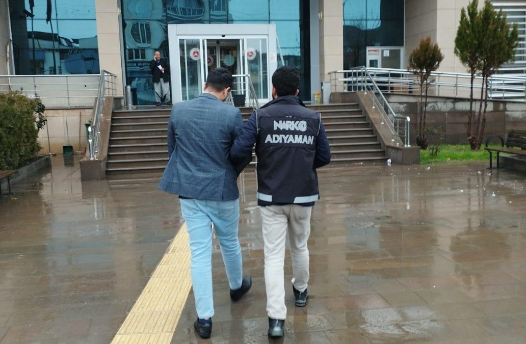 Kahta’daki uyuşturucu operasyonunda 3 kişi yakalandı