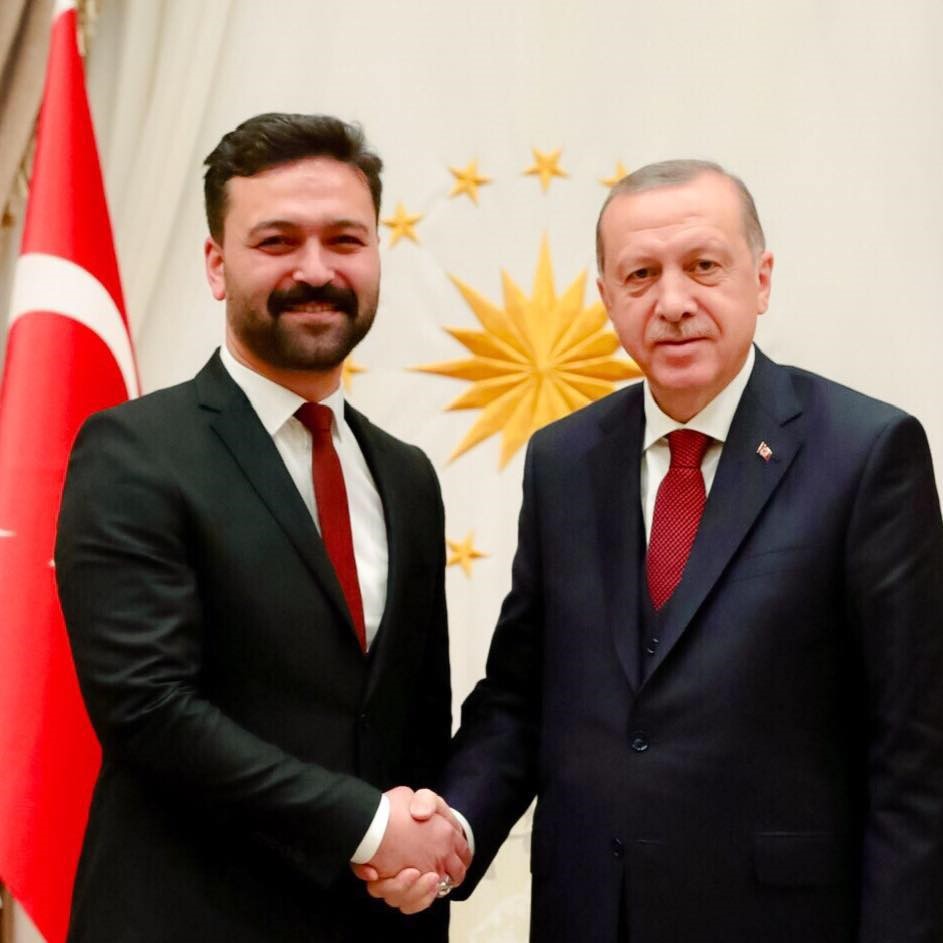 AK Parti İl&ccedil;e Başkanı Bayar partisinden istifa etti
