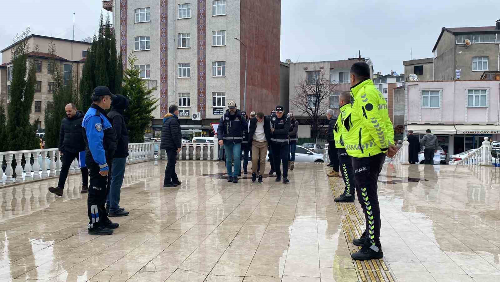 Ordu&rsquo;da otele silahlı saldırı d&uuml;zenleyen 3 kişi adliyede
