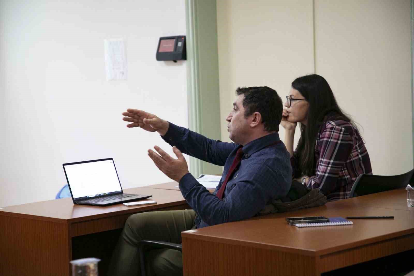 ESTÜ Raylı Sistemler Program Geliştirme Çalıştayı gerçekleştirildi