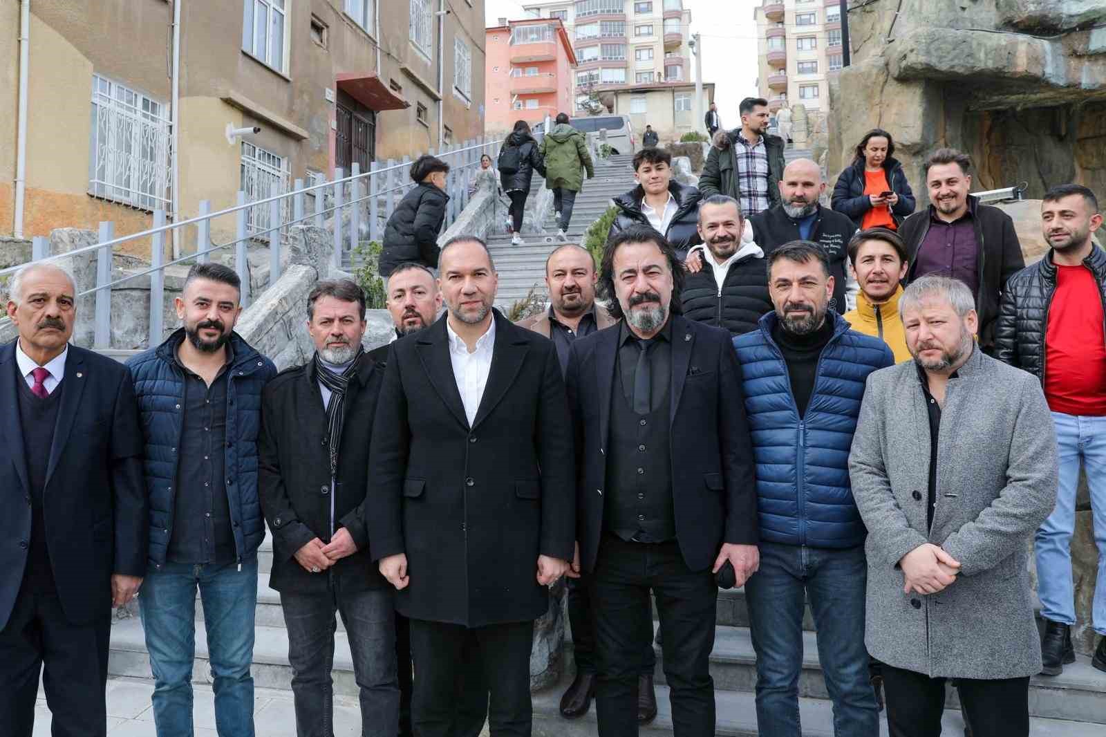 Başkan Özdemir, Güzellik Merkezi İşletmecileri Ve Bayan Kuaförlerini Ağırladı