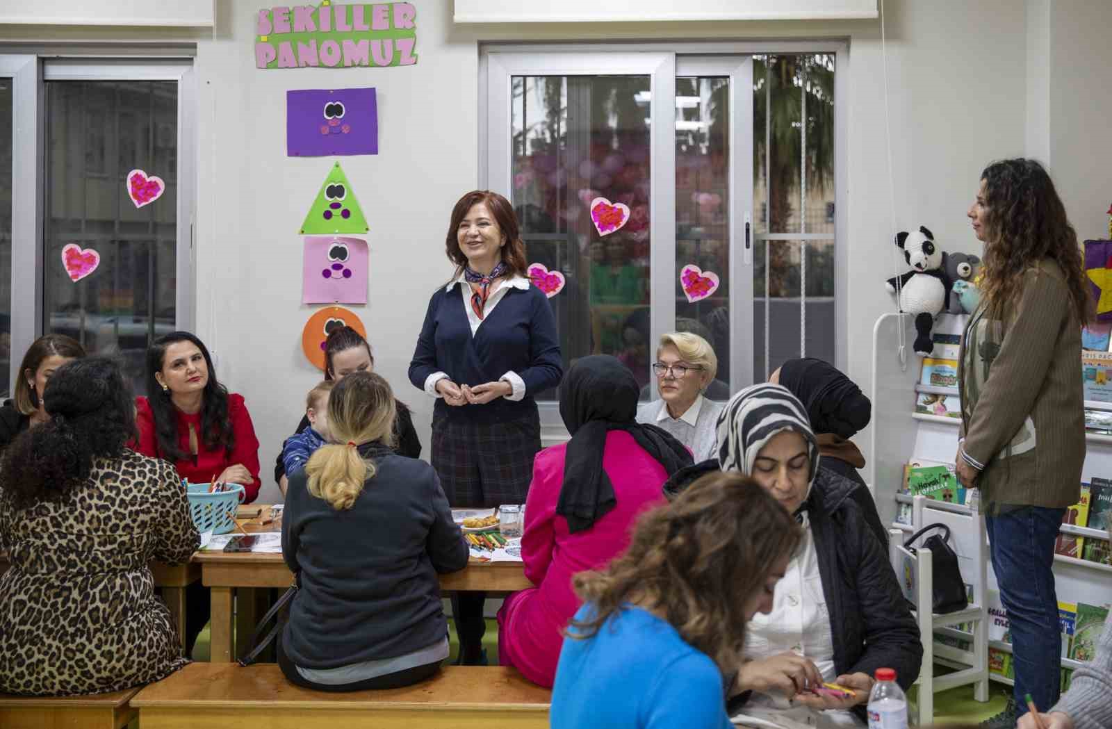 Halkkent Çocuk Gelişim Merkezinde eğitim gören çocuklar, ’Dünya Sevgi Günü’nü aileleriyle kutladı
