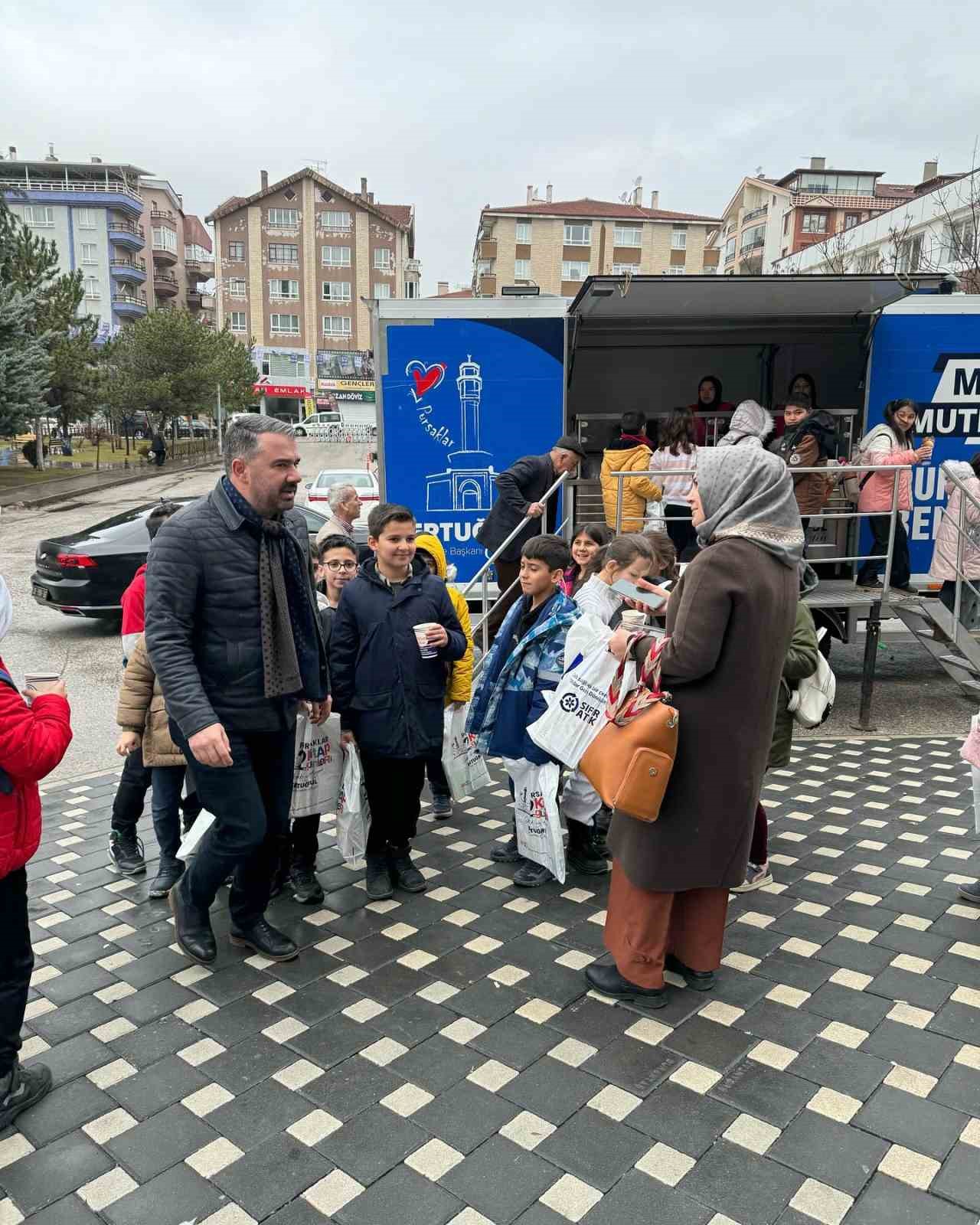 Pursaklar 2. Kitap Günleri’nde okurlara sıcak çorba