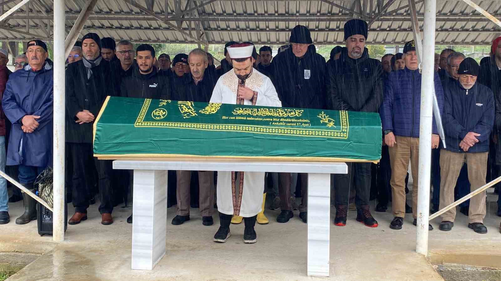 Erkan Özerman’ın vasiyetini kuzeni açıkladı: "Cenazemde dedikodu yapmalarına izin vermeyeceğim"