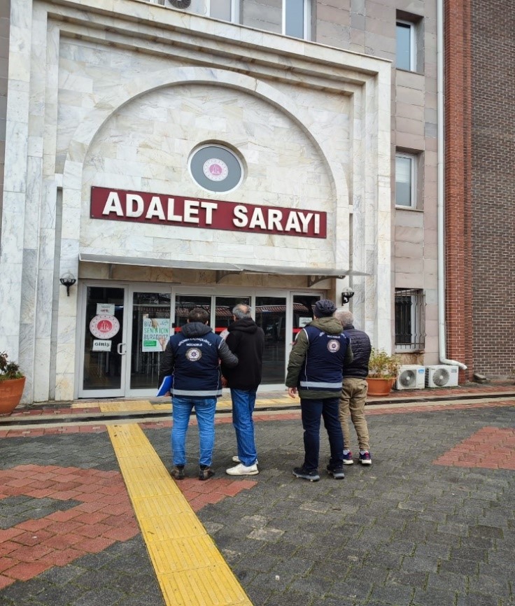 Isparta’da göçmen kaçakçılığı: 15 göçmen sınır dışı edildi, 1 şahıs tutuklandı