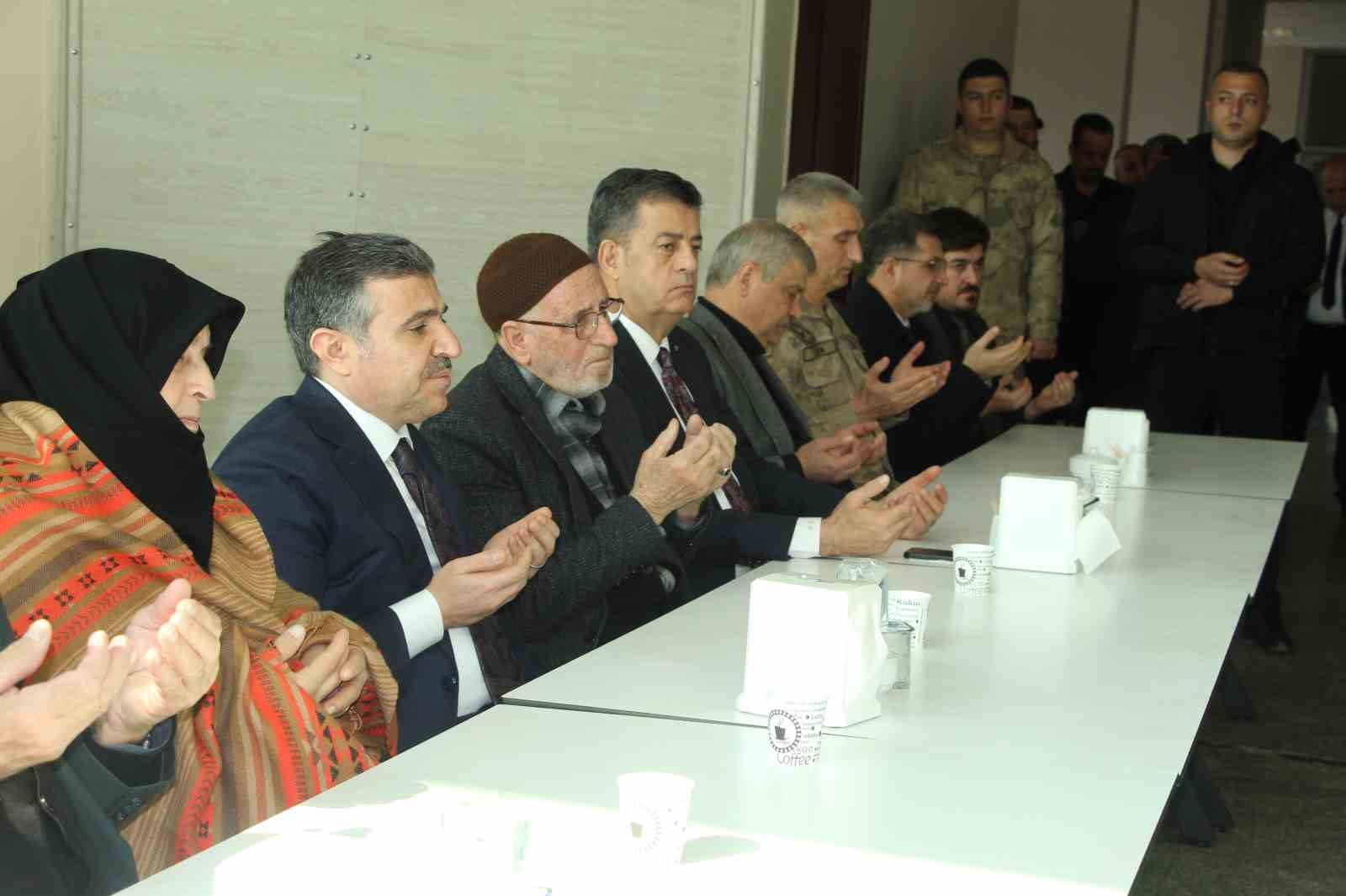 Kalp krizinden hayatını kaybeden İl Sağlık M&uuml;d&uuml;r&uuml; i&ccedil;in mevlit okutuldu
