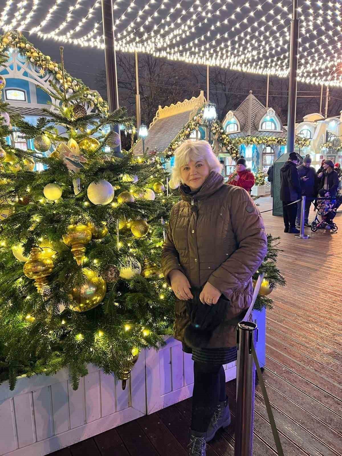 Rus eşini &ouml;ld&uuml;rmekten yargılanan sanığın davası ertelendi
