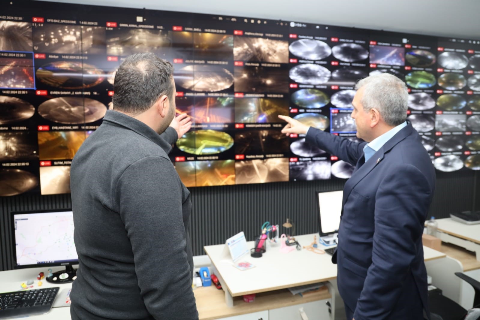 Büyükşehir Belediyesi sel ve taşkın olaylarına karşı 700 personelle sahada çalışmalarını sürdürdü
