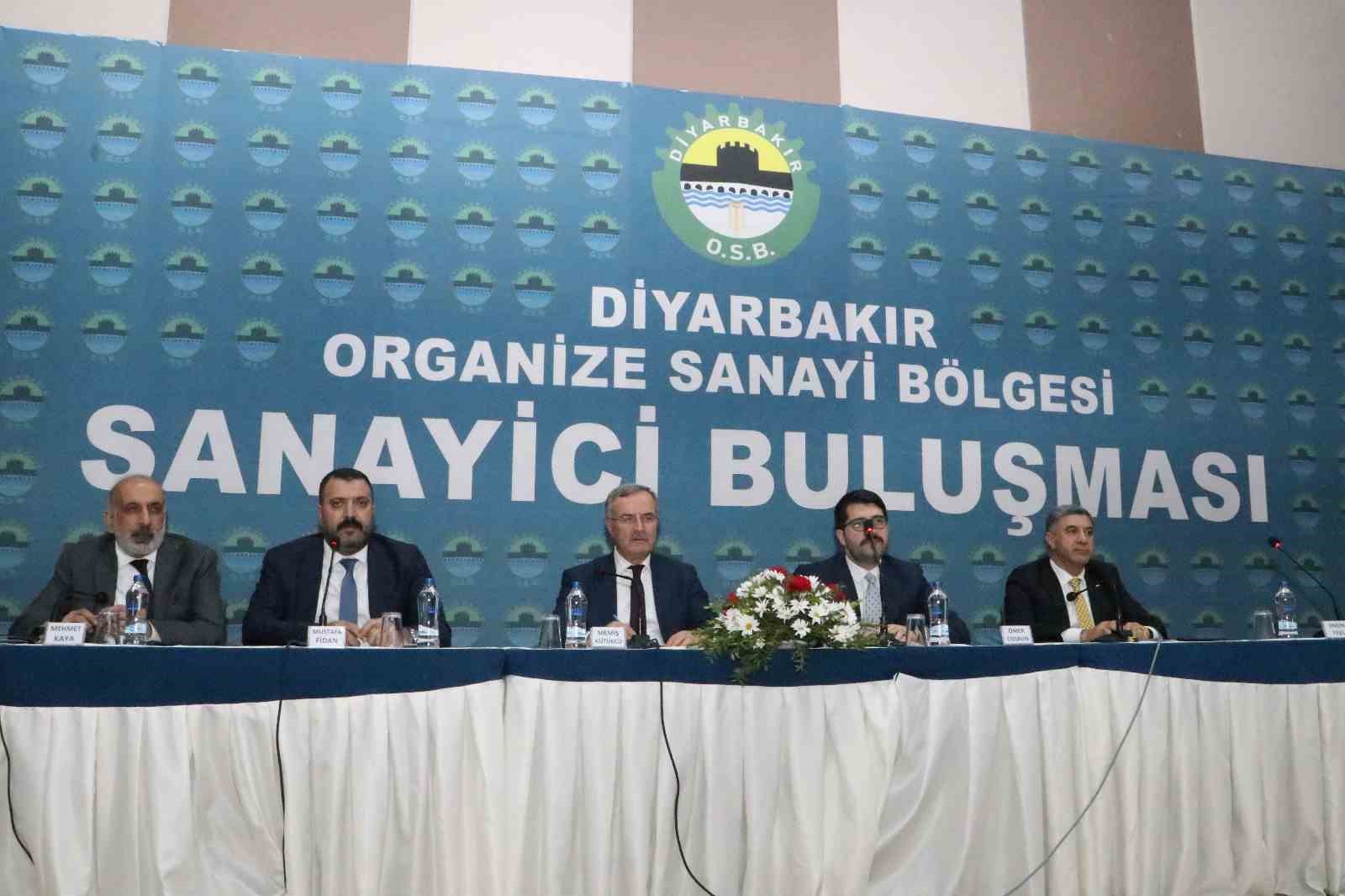 Diyarbakır’da sanayi zirvesi