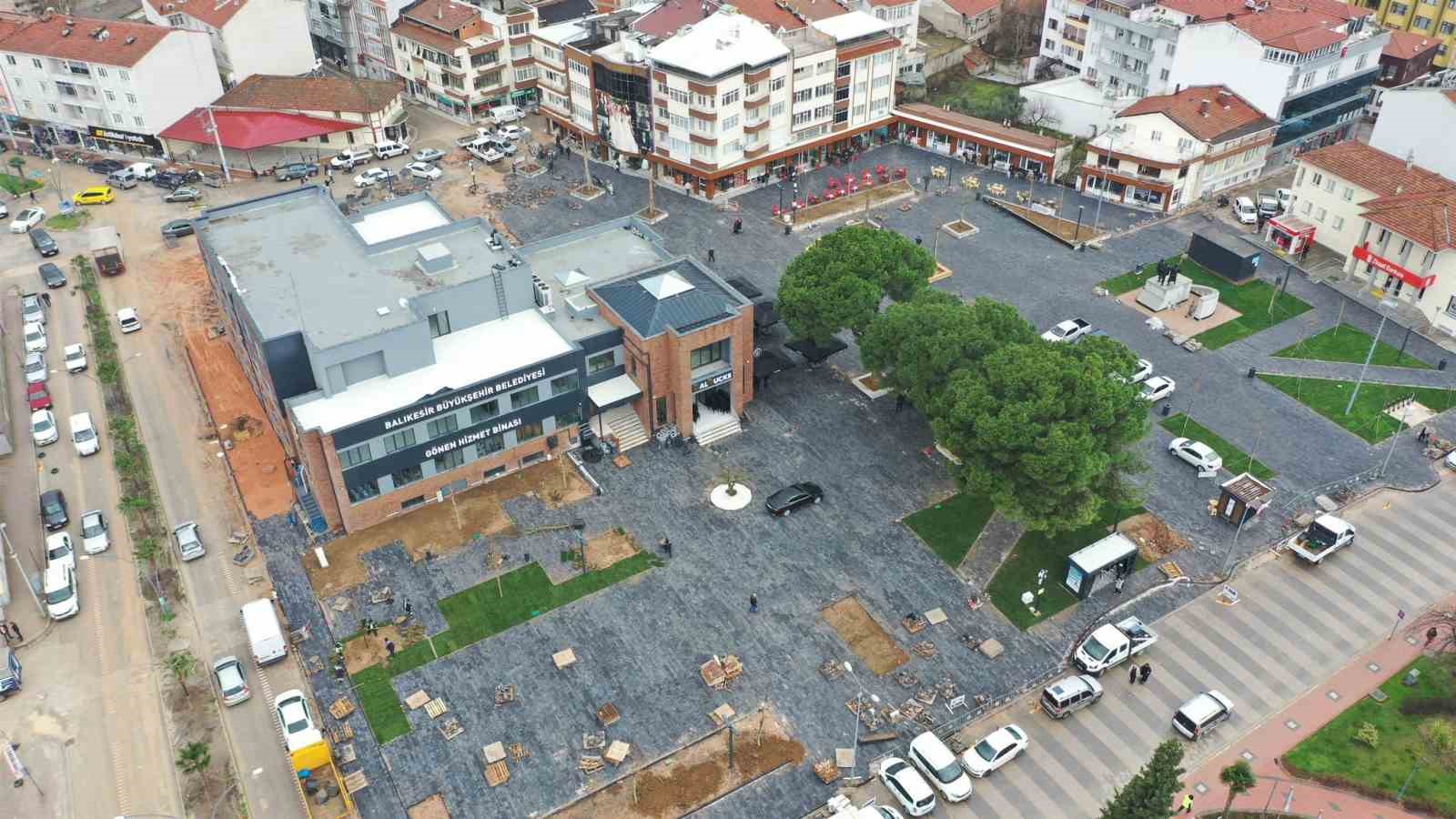 Büyükşehir’den Gönen’in çehresini değiştiren yatırımlar