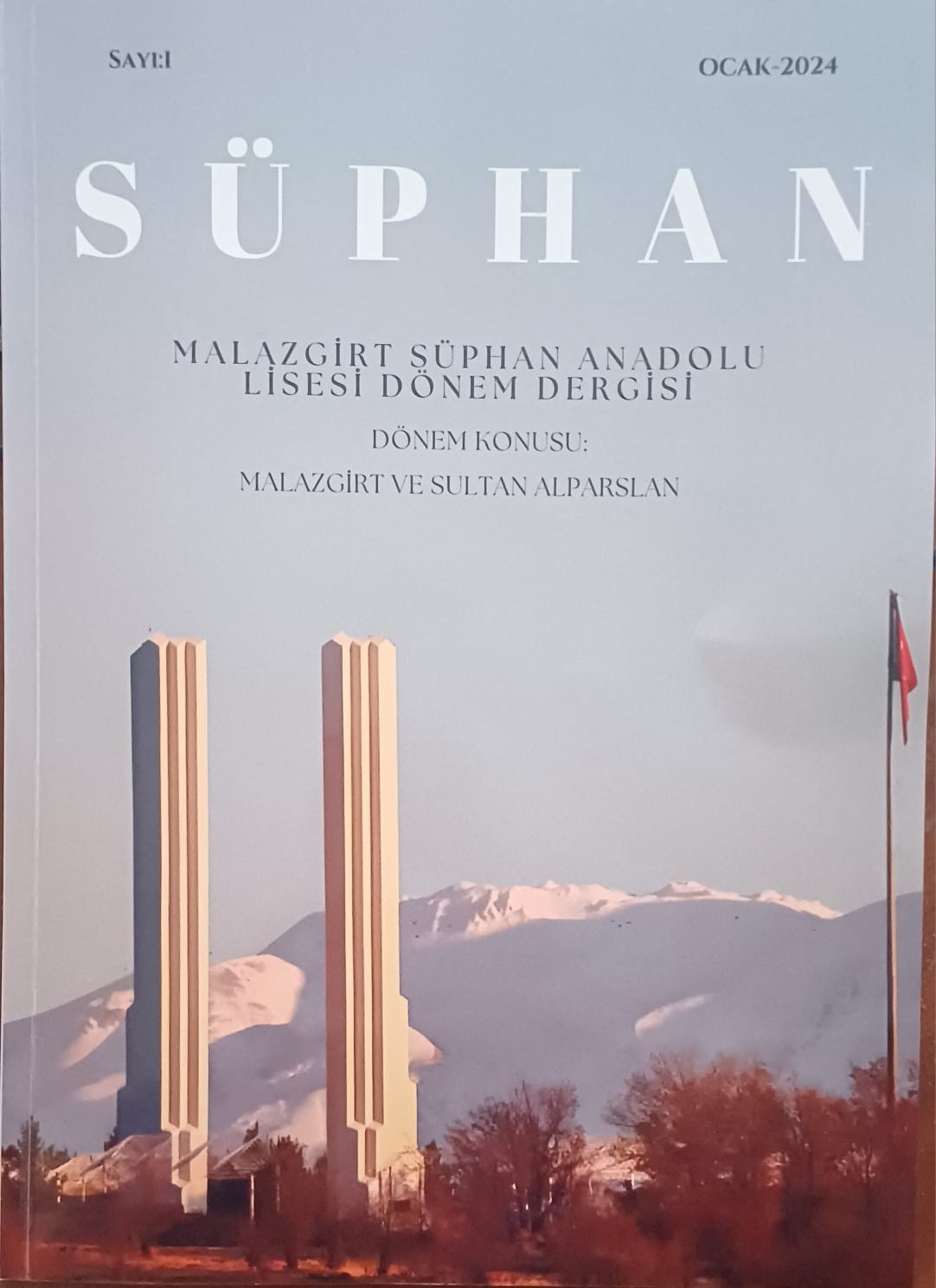 Süphan Anadolu Lisesinin okul dergisi çıktı
