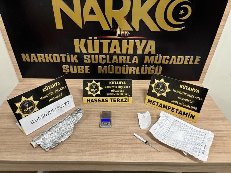 Kütahya’da uyuşturucu satıcısının evinde 24,17 gram uyuşturucu bulundu