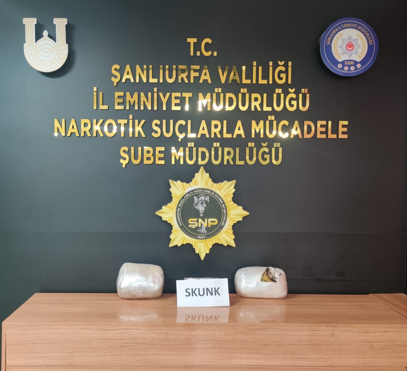 Şanlıurfa’da 4 kilogram skunk ele geçirildi: 1 gözaltı
