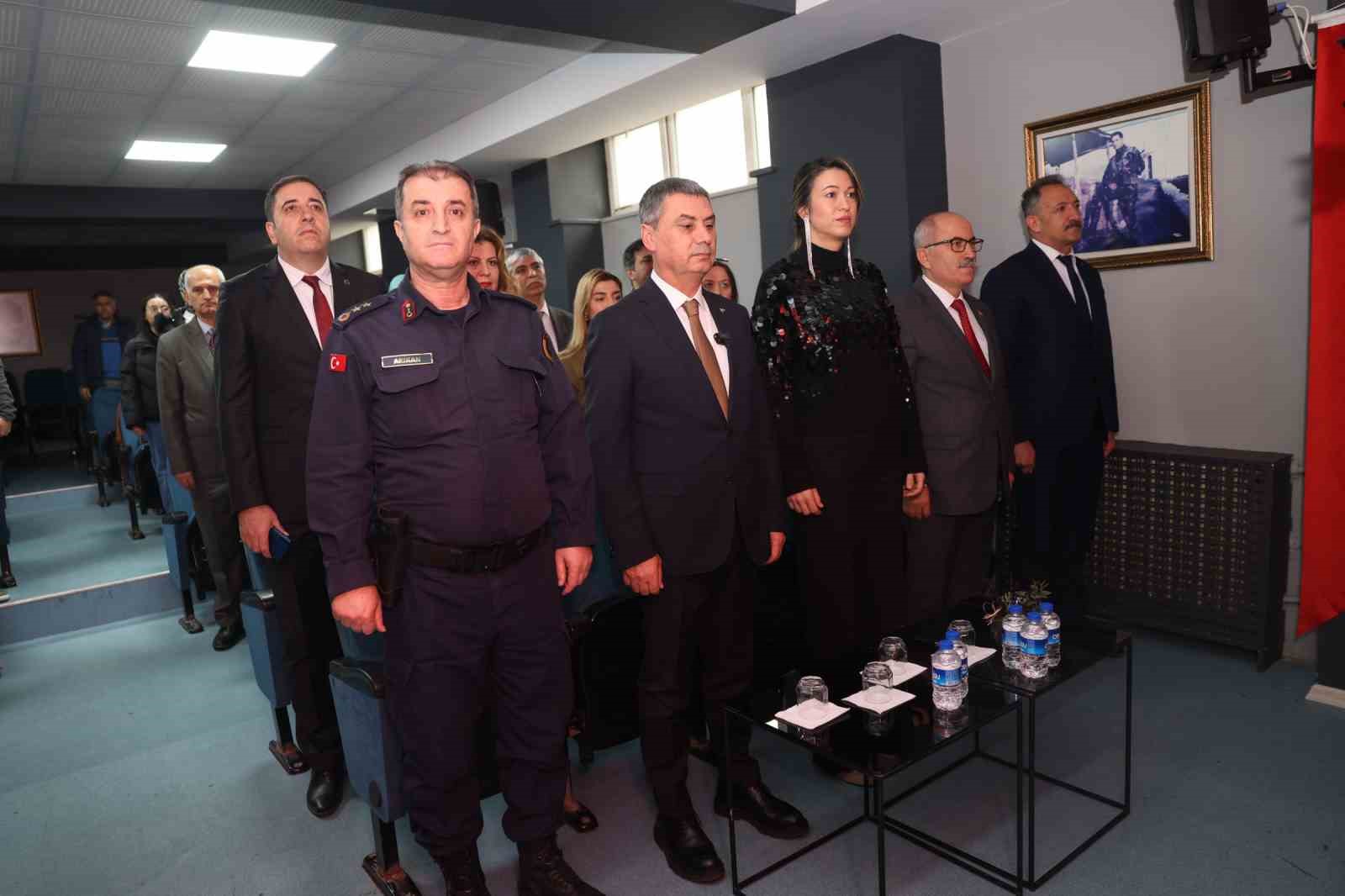 Gölbaşı Belediye Başkanı Şimşek ‘Dilimizin Zenginlikleri’ programına katıldı
