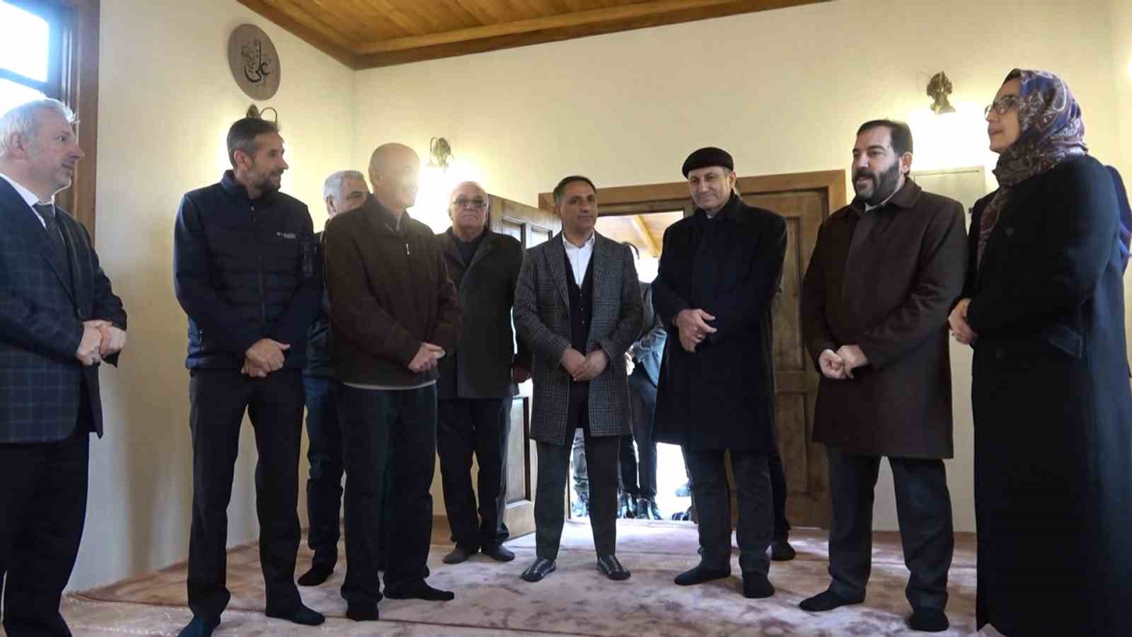 Yalova&rsquo;da T&uuml;rkiye&rsquo;nin en k&uuml;&ccedil;&uuml;k mescidi restore edilerek ibadete a&ccedil;ıldı
