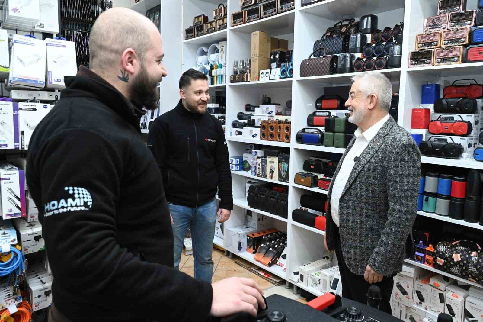 Esnaftan Başkan Başdeğirmen&rsquo;e: &ldquo;Şehrin değişimini sizinle yaşadık&rdquo;
