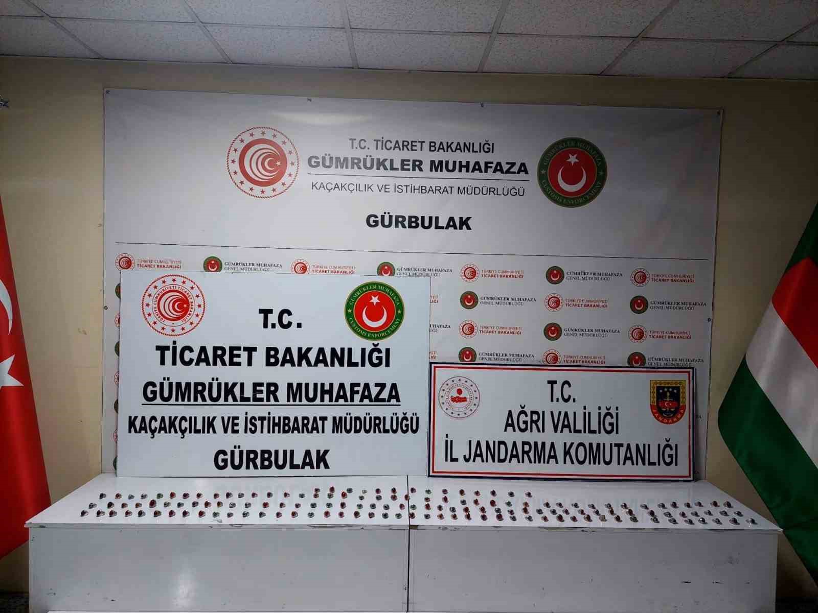 Ağrı’da 145 adet kaçak gümüş yüzük ele geçirildi