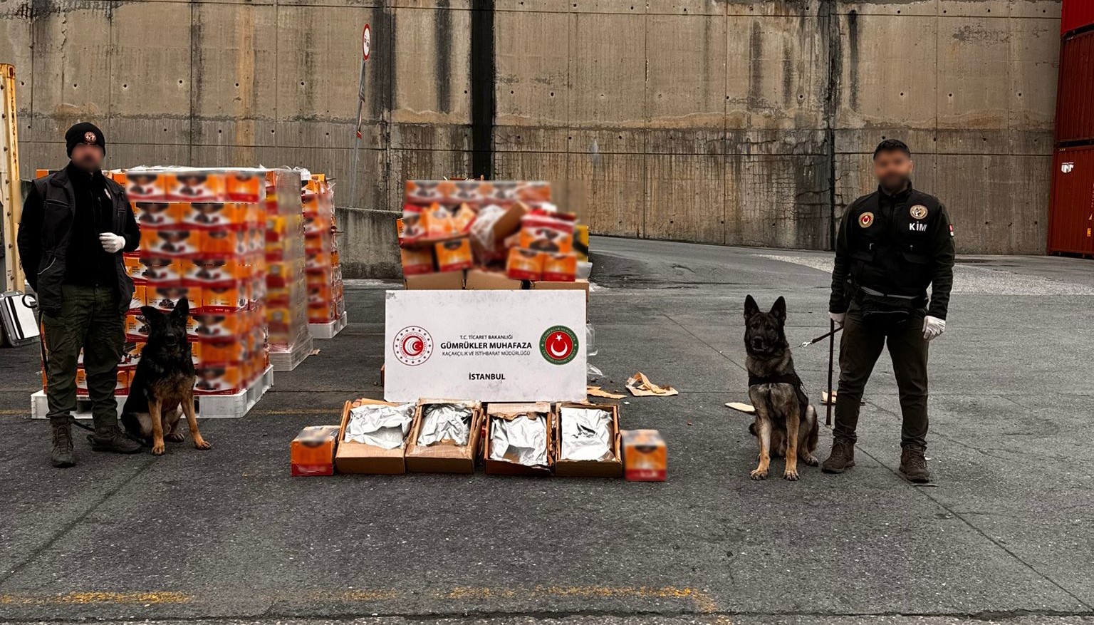 Ambarlı Limanı’nda zehir tacirlerine yönelik operasyon: 36 milyon liralık uyuşturucu ele geçirildi