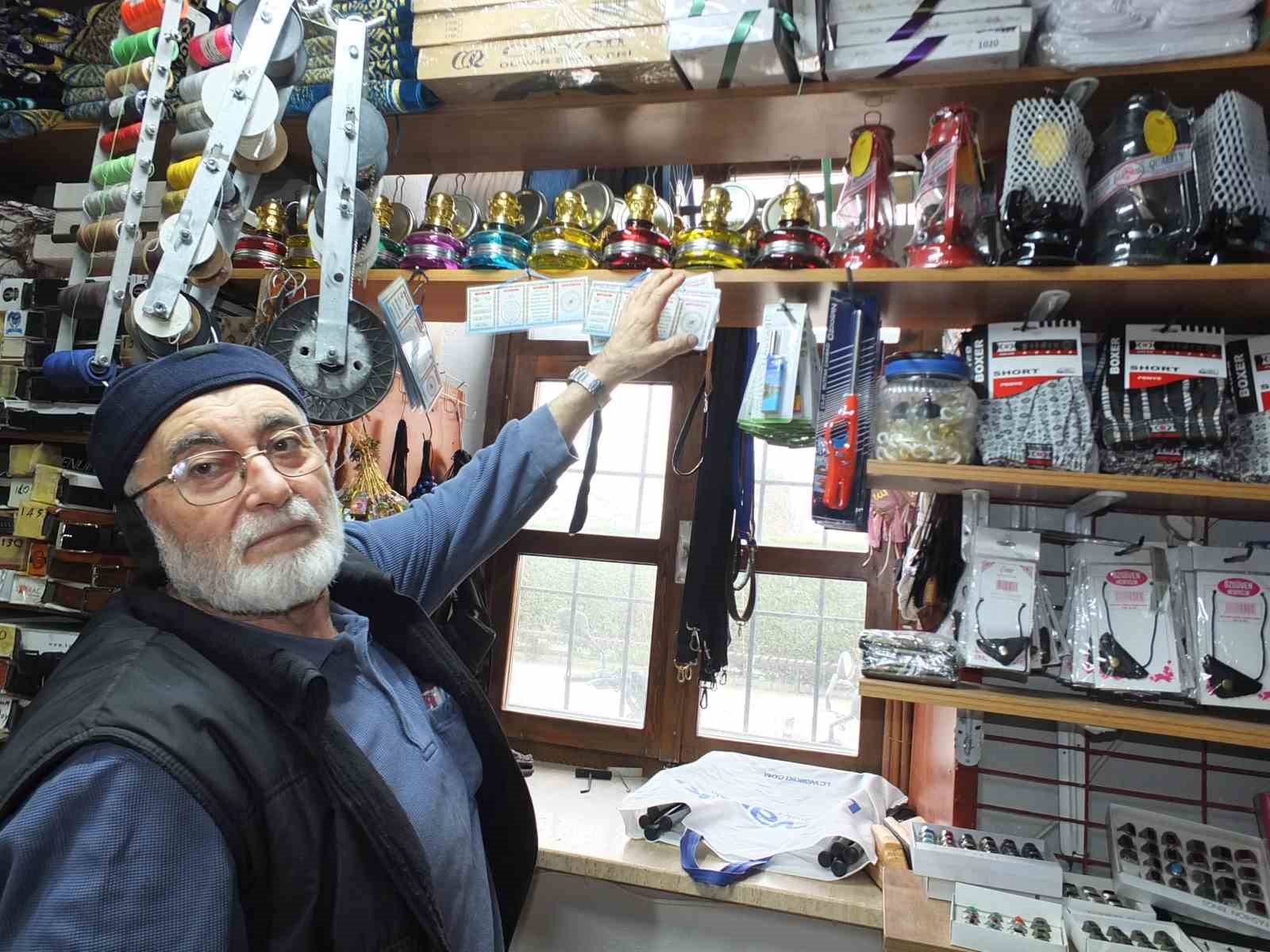 Burhaniye&rsquo;de eski yılların gaz lambaları ilgi g&ouml;rd&uuml;

