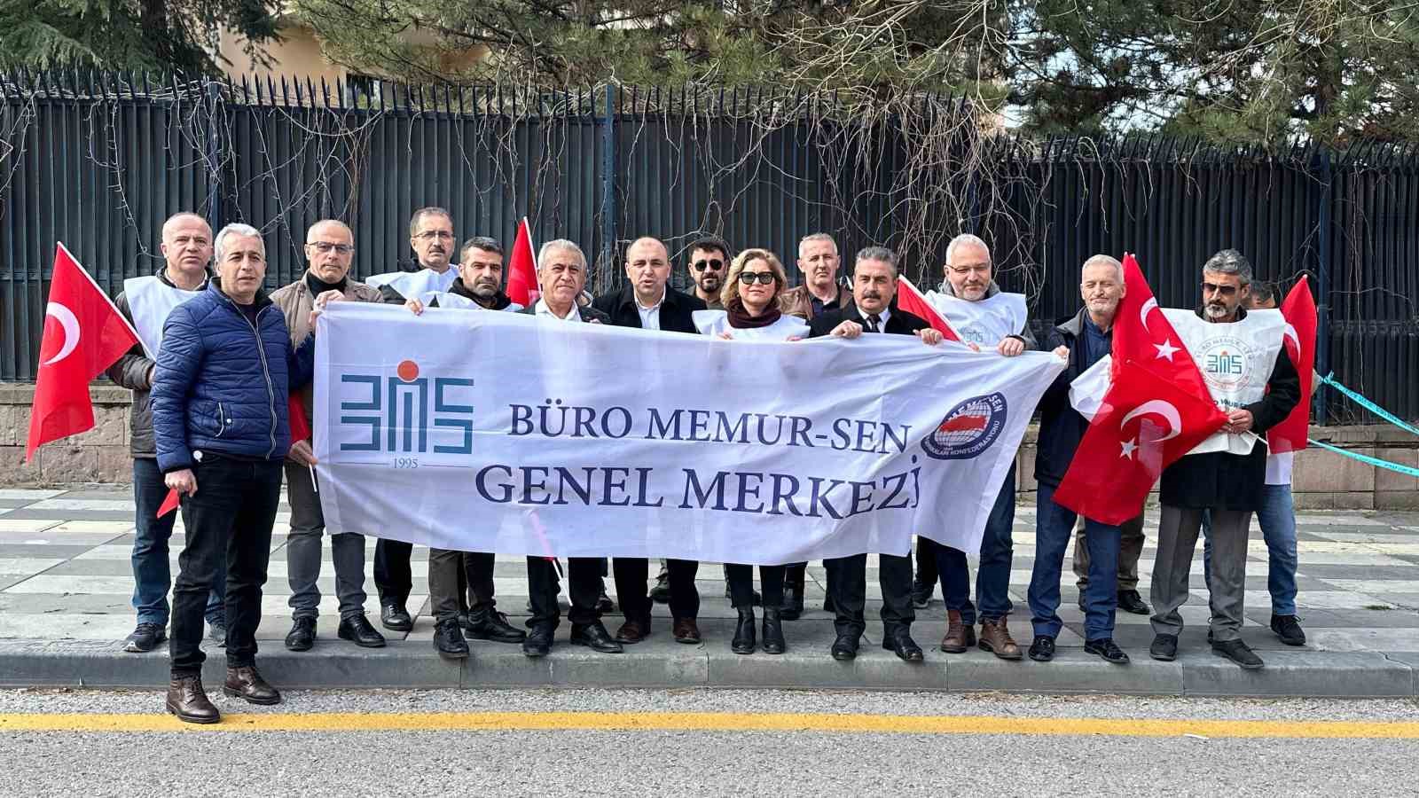 Merasim Sokak şehitleri anıldı