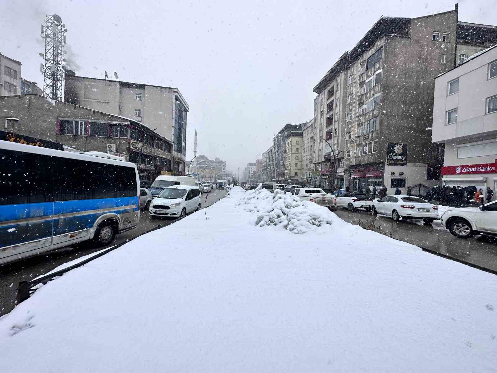 Y&uuml;ksekovalılar Kamışlı Kayak Pisti&rsquo;nin kayak merkezine d&ouml;n&uuml;şt&uuml;r&uuml;lmesini istiyor
