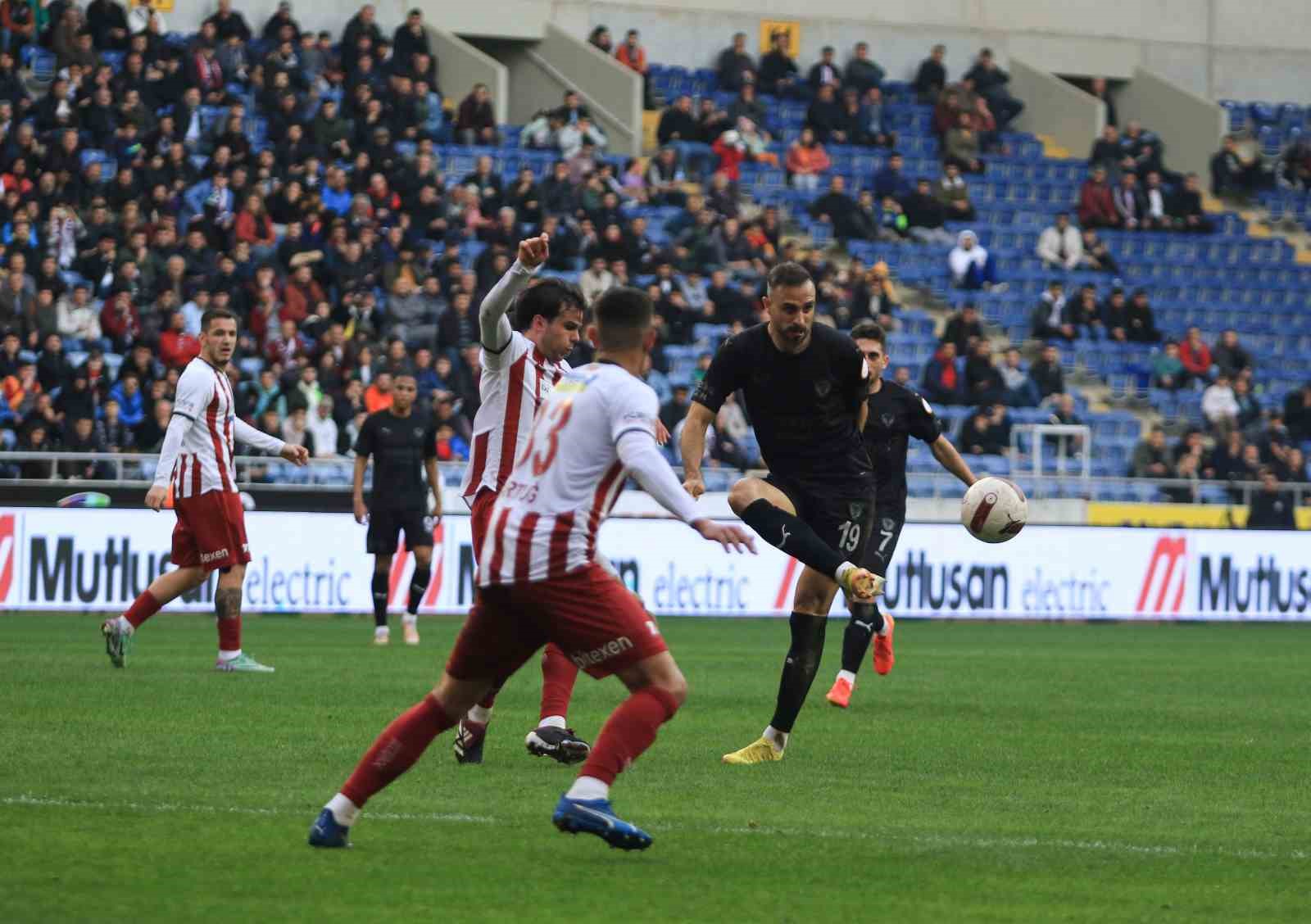 Trendyol Süper Lig: Hatayspor: 1 - Sivasspor: 1 (Maç sonucu)
