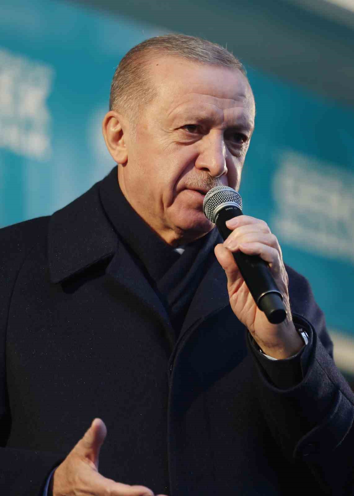 Cumhurbaşkanı Erdoğan: "Asla şartlara teslim olmadık, yılgınlığa kapılmadık, geri adım atmayı d&uuml;ş&uuml;nmedik" 