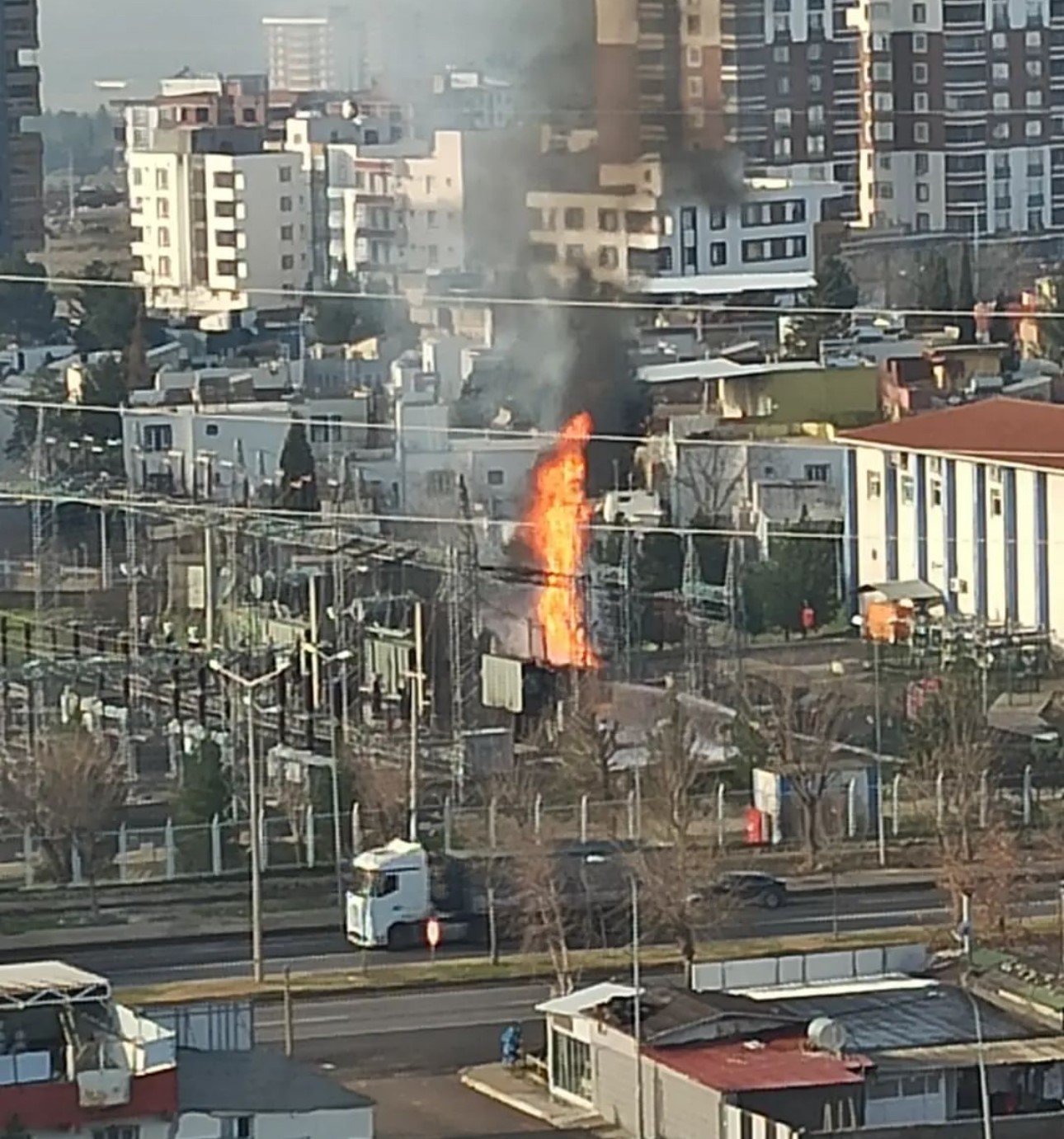 Siverek’te trafo merkezinde korkutan yangın