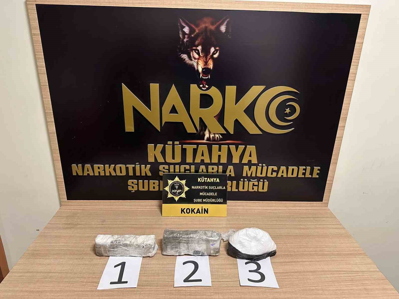 Kütahya’da durdurulan araçta uyuşturucu ele geçirildi