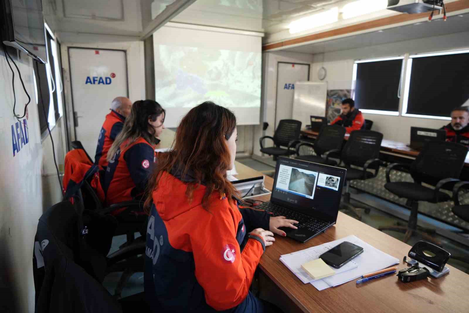 Kayıp iş&ccedil;ileri arama &ccedil;alışmaları 7. g&uuml;n&uuml;nde devam ediyor
