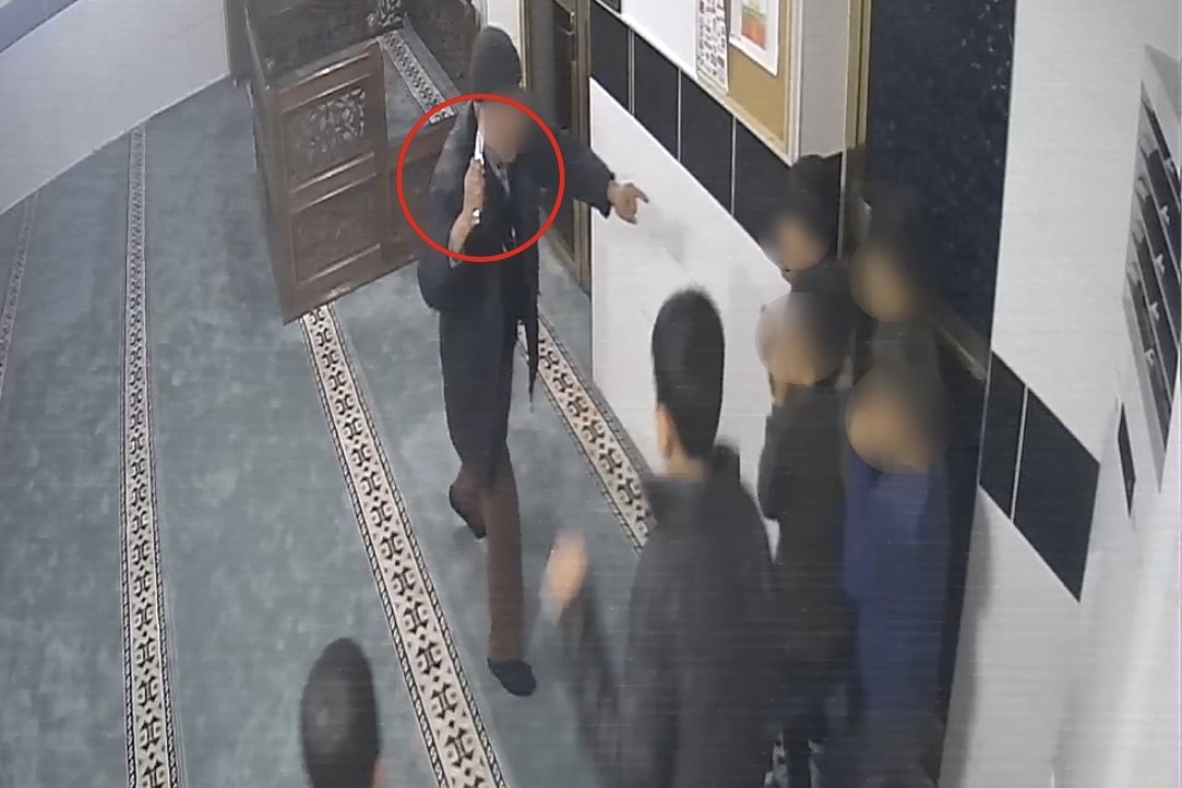 Diyarbakır’da camide çocukları bıçakla korkutan şahıs gözaltına alındı