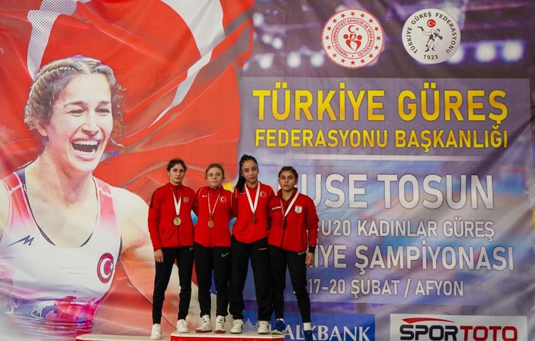 L&uuml;leburgazlı Nil, T&uuml;rkiye şampiyonu oldu
