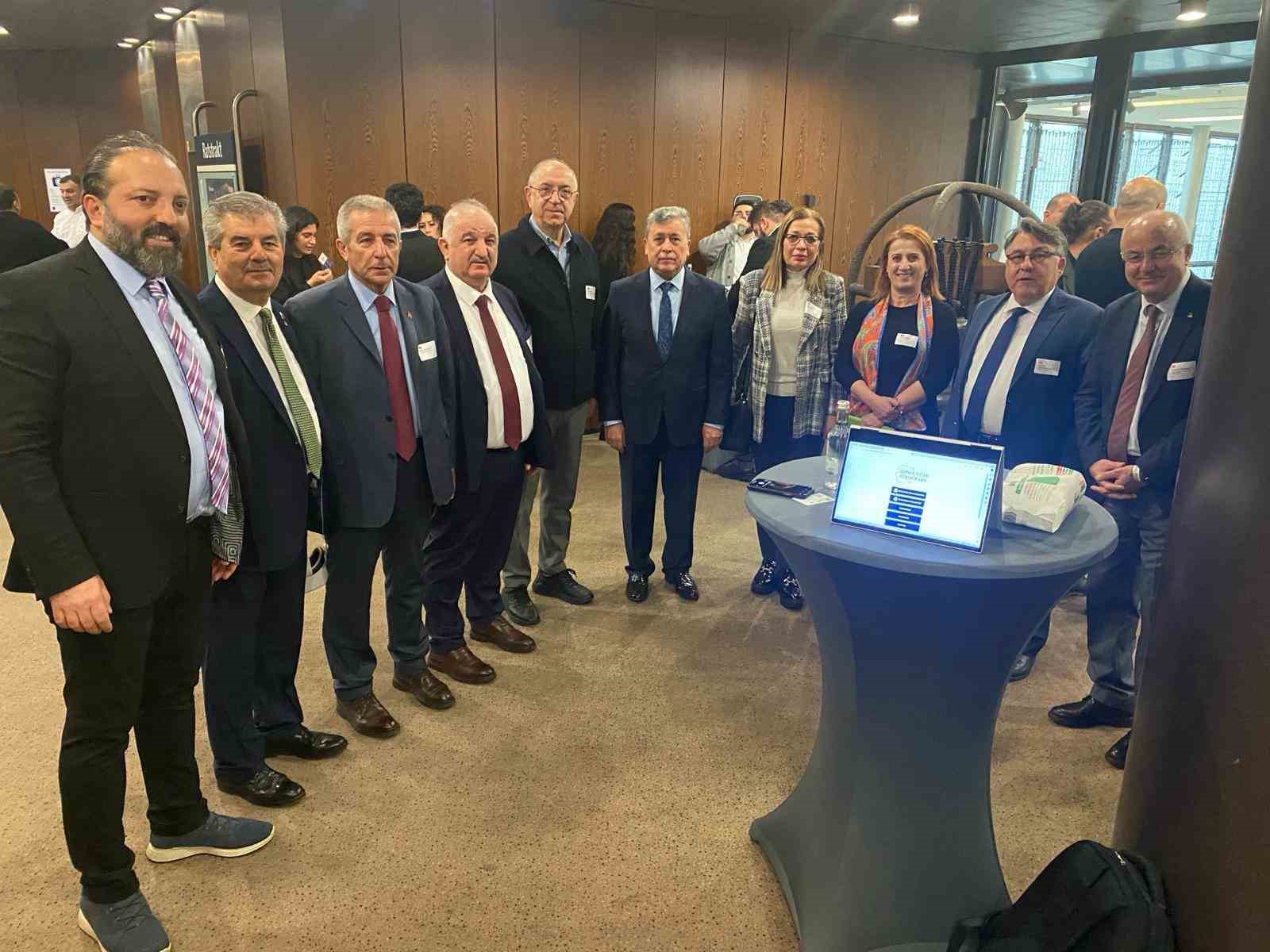 Rekt&ouml;r &Ouml;z&ouml;l&ccedil;er Essen-Zonguldak Ekonomi konferansına katıldı
