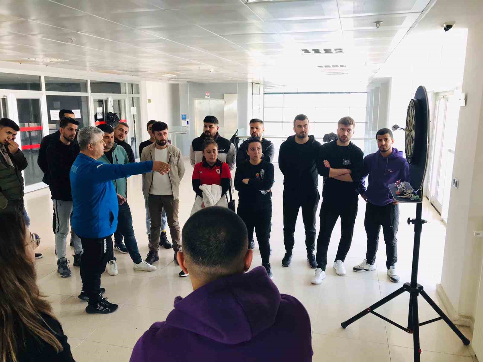 Şırnak Üniversitesi’nde dart hakemlik kursu düzenlendi