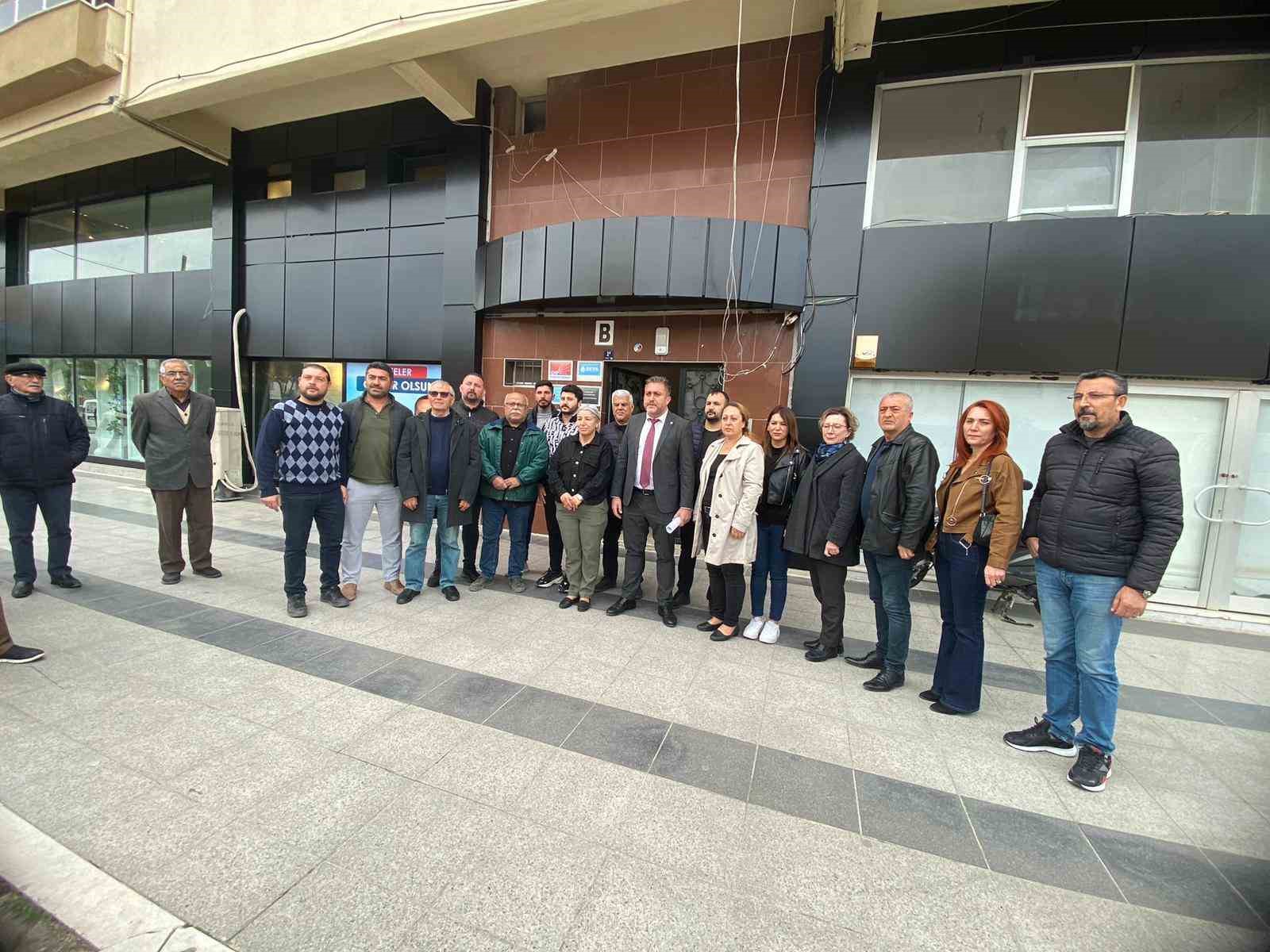 CHP Didim ilçe yönetimi istifa etti
