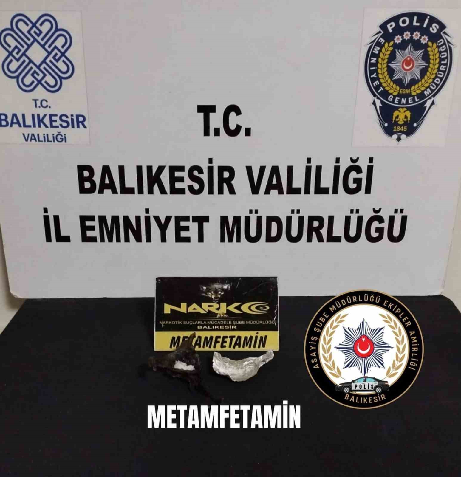 Balıkesir’de şüpheli şahıslara uygulama: 4 şahıs tutuklandı