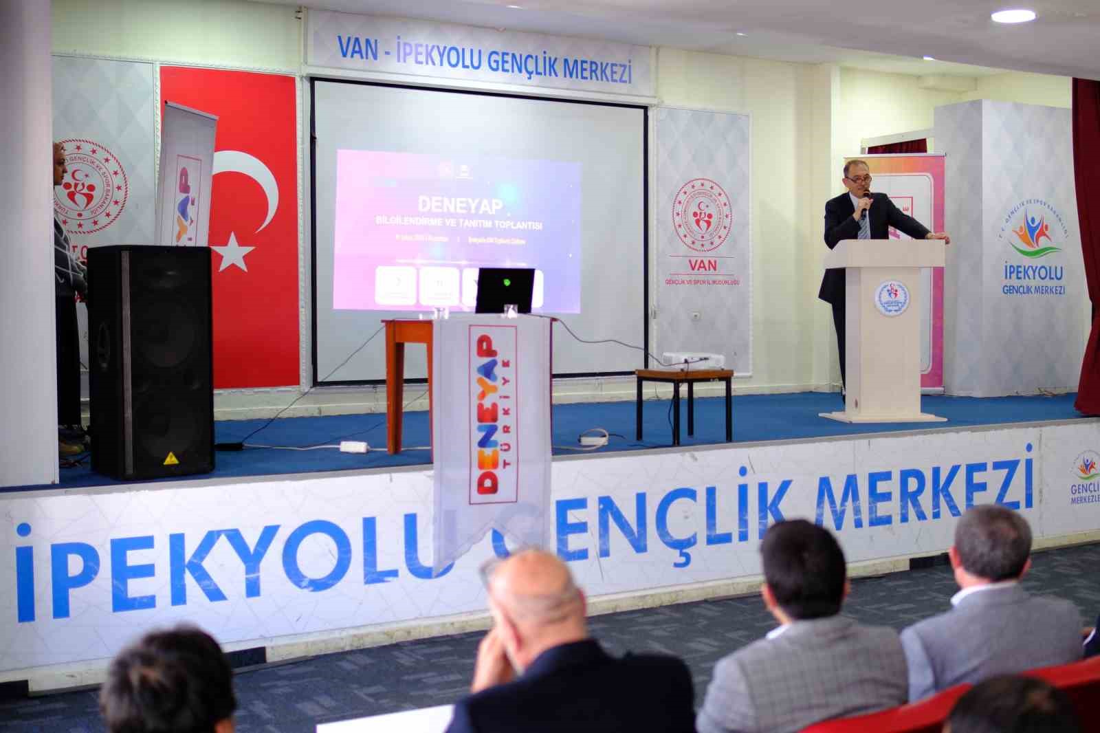 Van’da ‘deneyap teknoloji atölyeleri bilgilendirme ve tanıtım toplantısı’ yapıldı