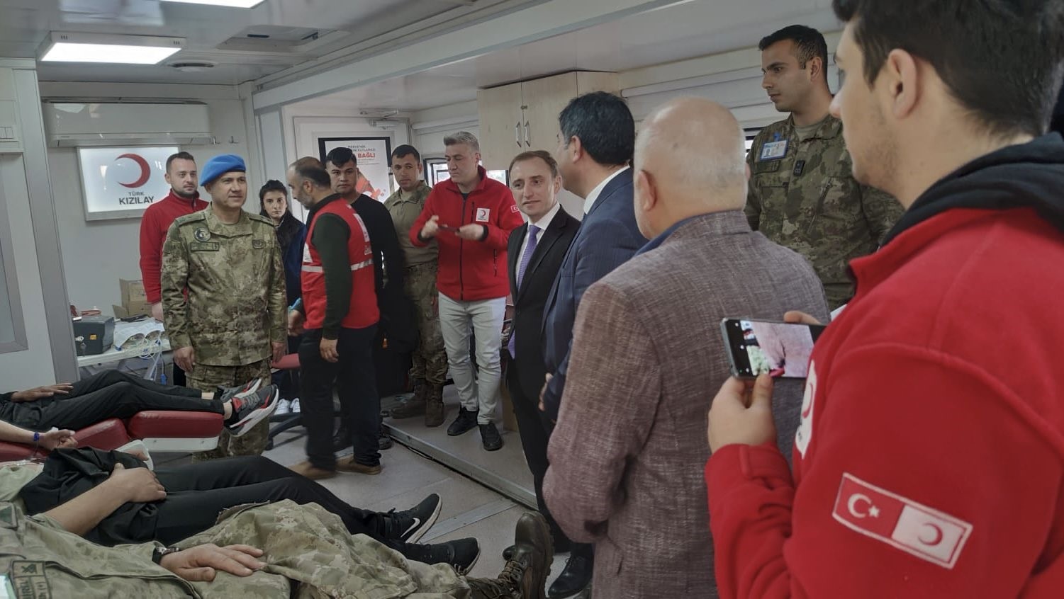 Siirt&rsquo;te Mehmet&ccedil;ik&rsquo;ten Kızılay&rsquo;a kan bağışı
