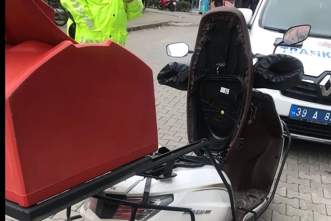 Kırklareli&rsquo;de trafik denetimi: S&uuml;r&uuml;c&uuml;lere ceza yağdı
