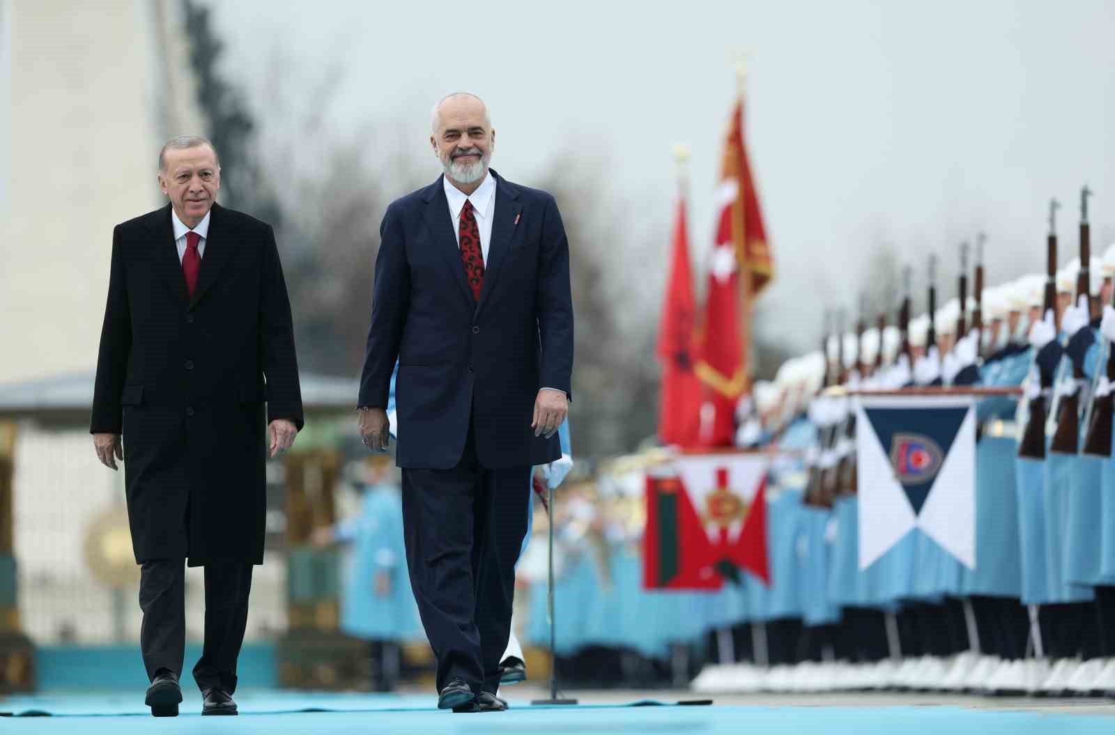 Cumhurbaşkanı Erdoğan, Arnavutluk Başbakanı Edi Rama&rsquo;yı resmi t&ouml;renle karşıladı
